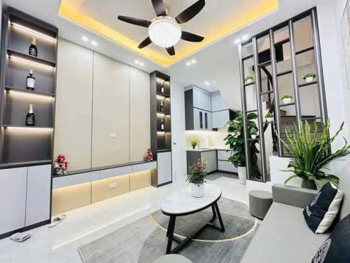 Căn hộ đẹp mặt tiền Nguyễn Cư Trinh, Quận 1 giá ưu đãi
